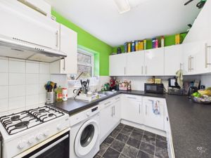 KITCHEN- click for photo gallery